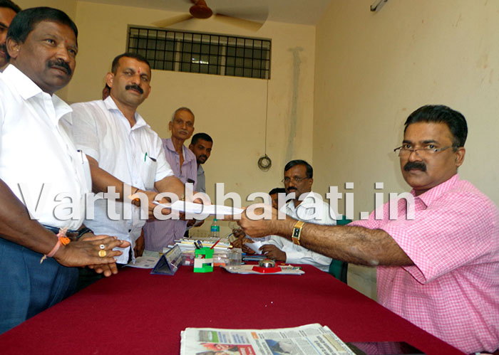 ಸುಳ್ಯ: ತಾಲೂಕು ಪಂಚಾಯತ್‌ಗೆ 10, ಜಿಲ್ಲಾ ಪಂಚಾಯತ್‌ಗೆ 3 ನಾಮಪತ್ರ ಸಲ್ಲಿಕೆ